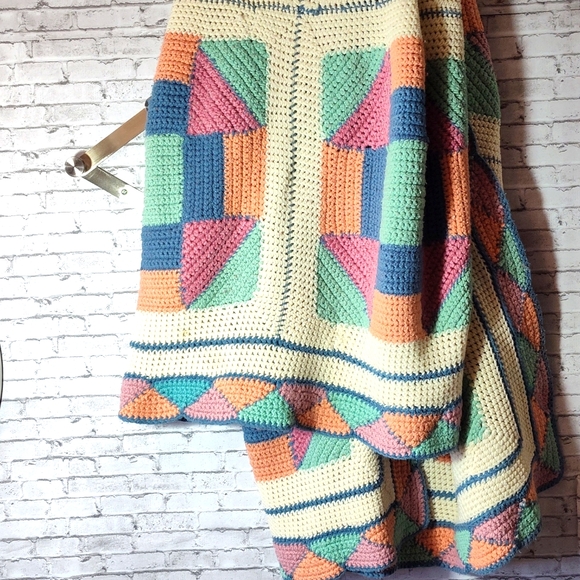 Vintage Crochet Throw - Picture 3 of 5